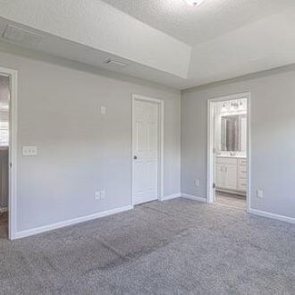 Building Photo - 319 Richmond Dr