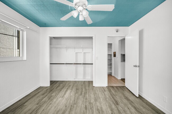 Building Photo - 616 unit 13