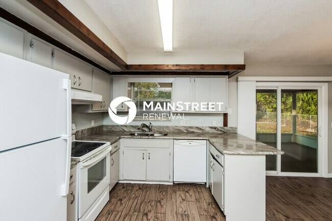 Building Photo - 461 Truvall St SW
