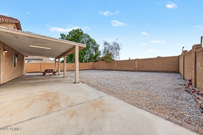 Building Photo - 3015 N 84th Dr