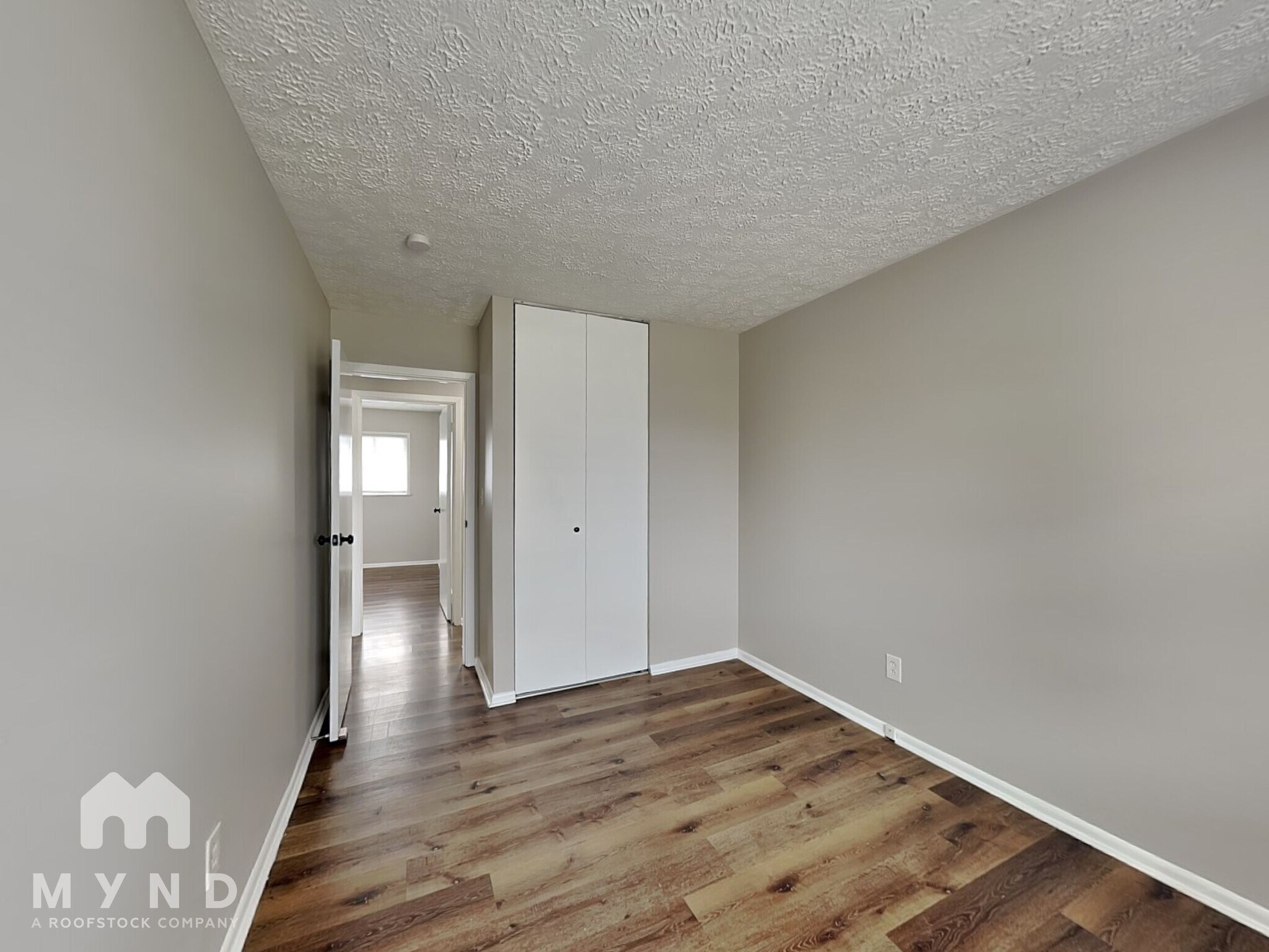 Building Photo - 2911 N Gresham Rd