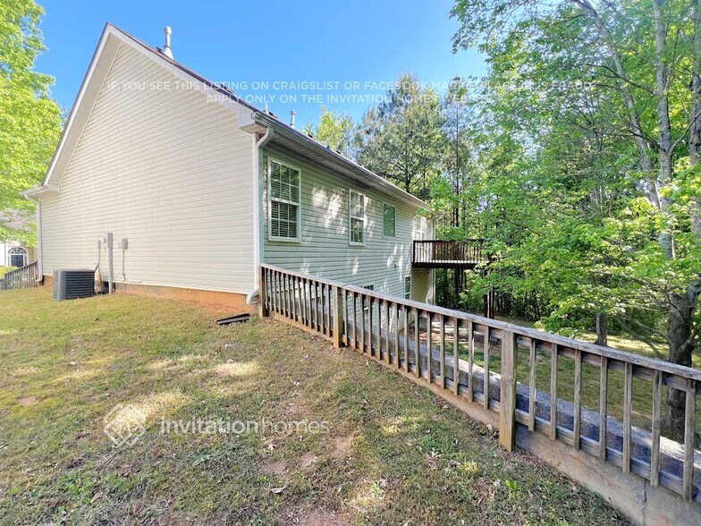 Building Photo - 4157 Shoreside Cir SW