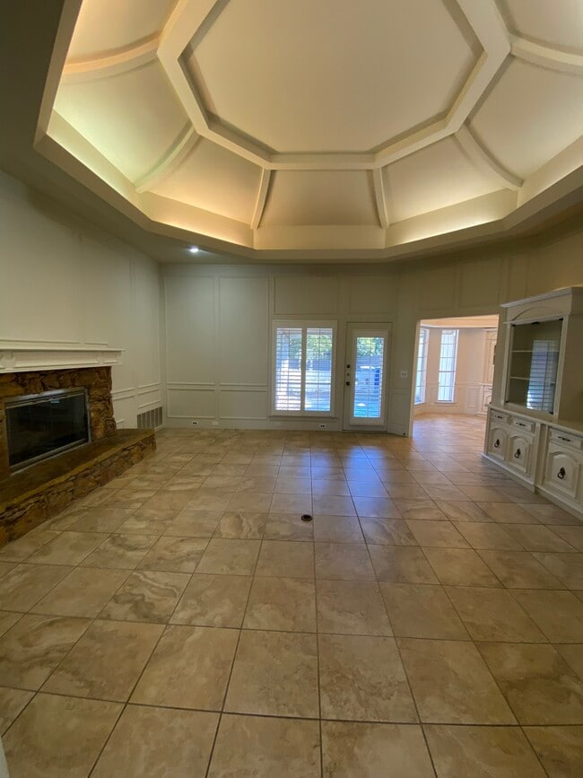 Building Photo - 6614 Harvest Glen Dr