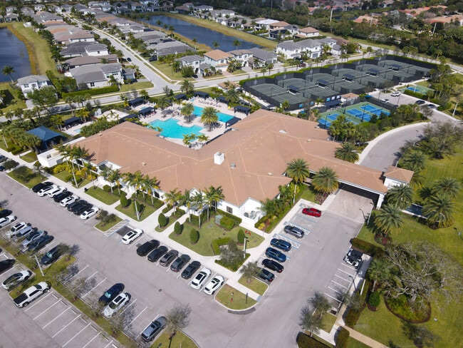 Building Photo - 13596 Weyburne Dr