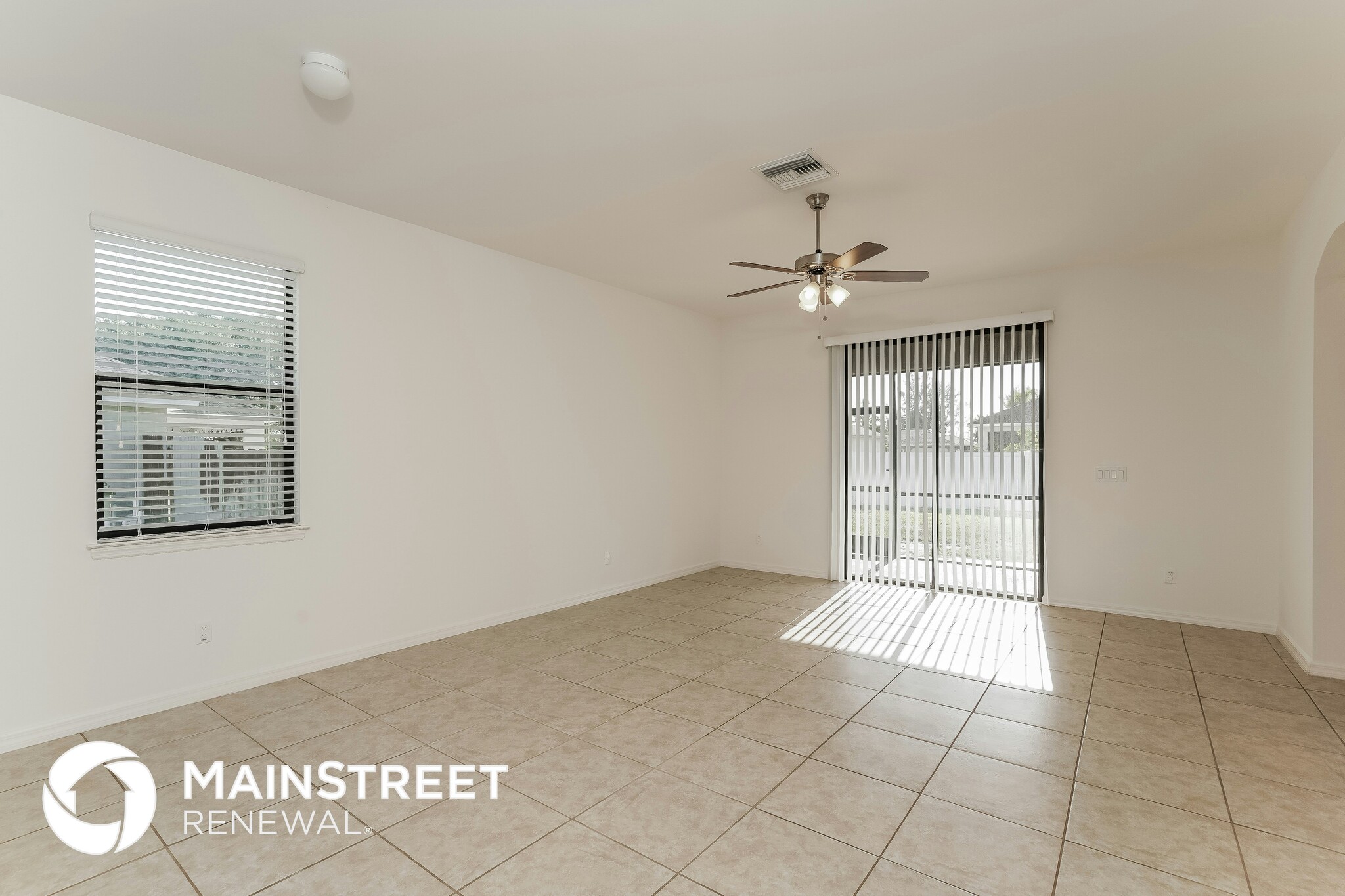 Building Photo - 945 SW 6th Pl