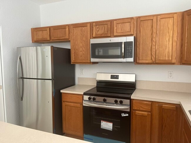 Building Photo - 3231 Laurel Ridge Cir
