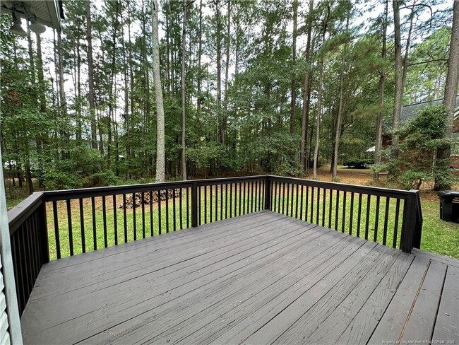 Building Photo - 438 Crown Point