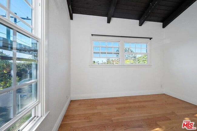 Building Photo - 6322 W 78th Pl