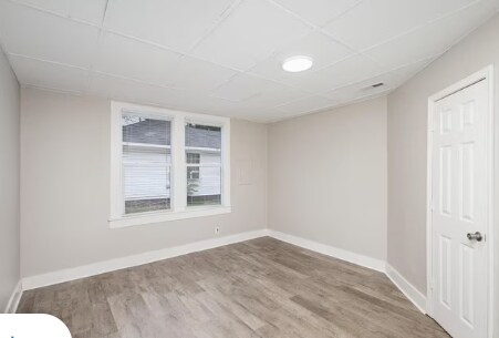 Building Photo - 105 S Elm St