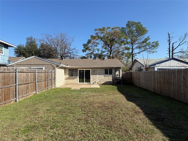 Building Photo - 9839 Glengreen Dr