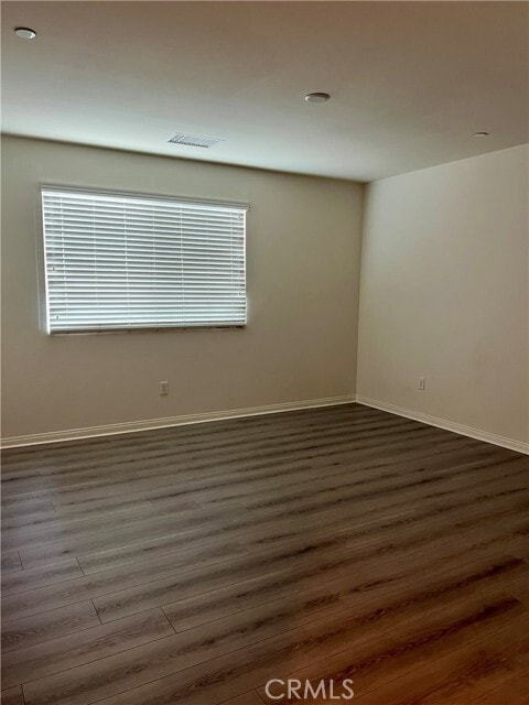 Building Photo - 338 N Fenimore Ave