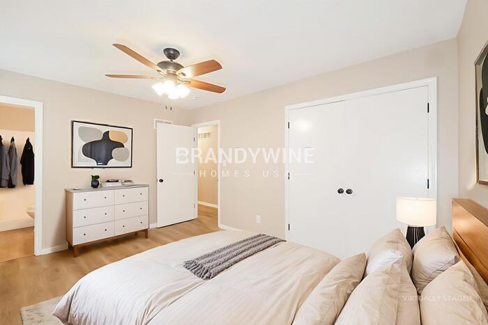 Building Photo - 941 NE Bristol Dr