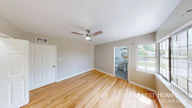 Building Photo - 7345 Matilija Ave