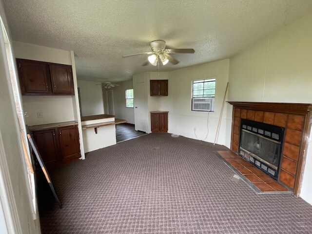 Building Photo - 1406 Burrell Rd