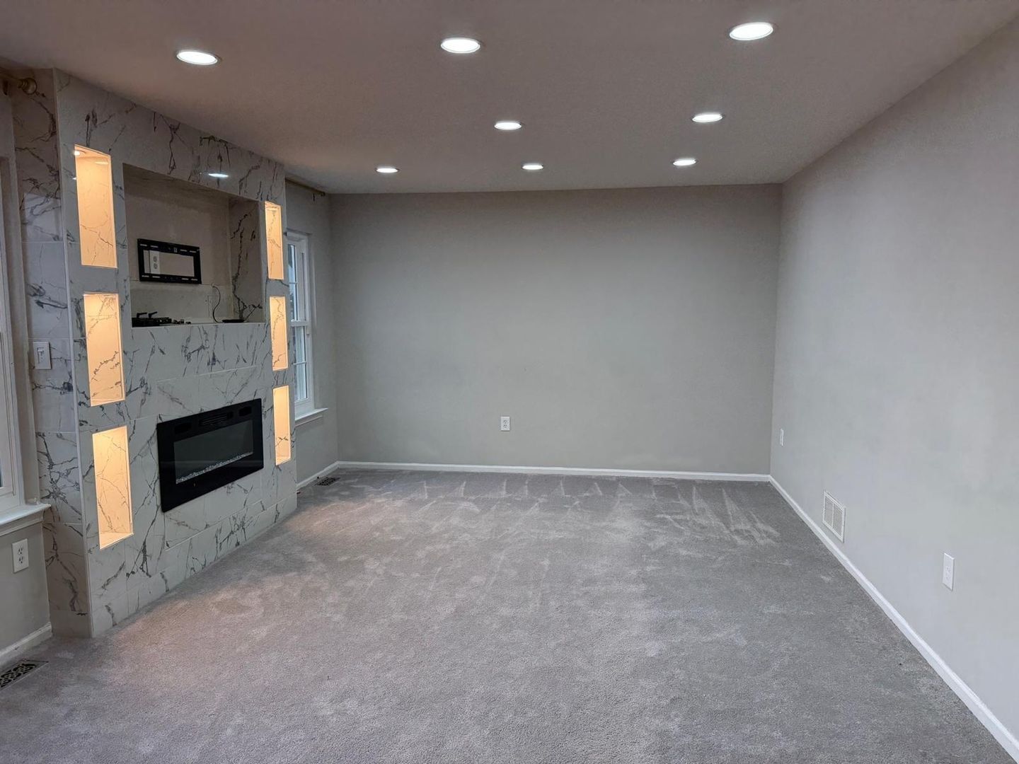 Building Photo - 143 Sweetbay Ln