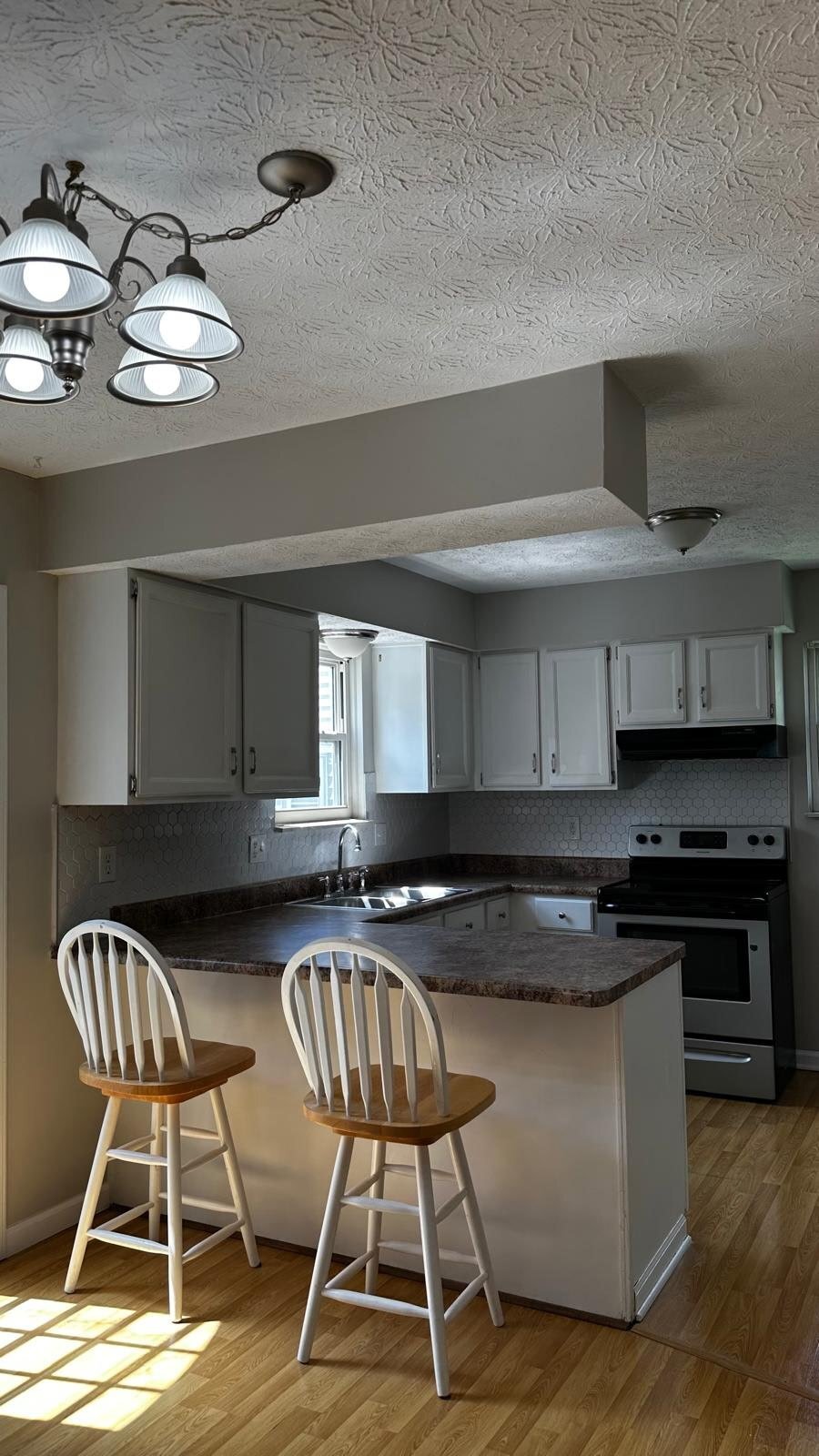 Building Photo - 1827 Watertower Dr