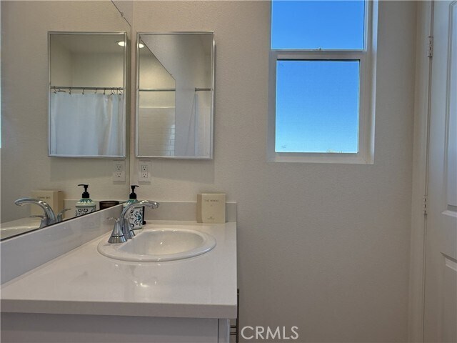 Building Photo - 243 S Sand Palm Dr