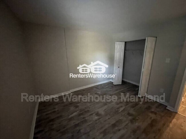 Building Photo - 201 Star Pointe Ct