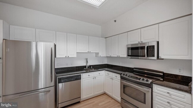 Building Photo - 3100 N Leisure World Blvd