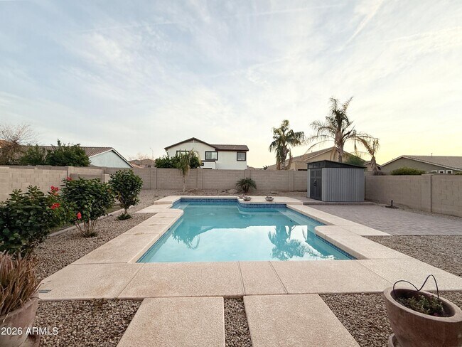 Building Photo - 11225 E Sylvan Ave