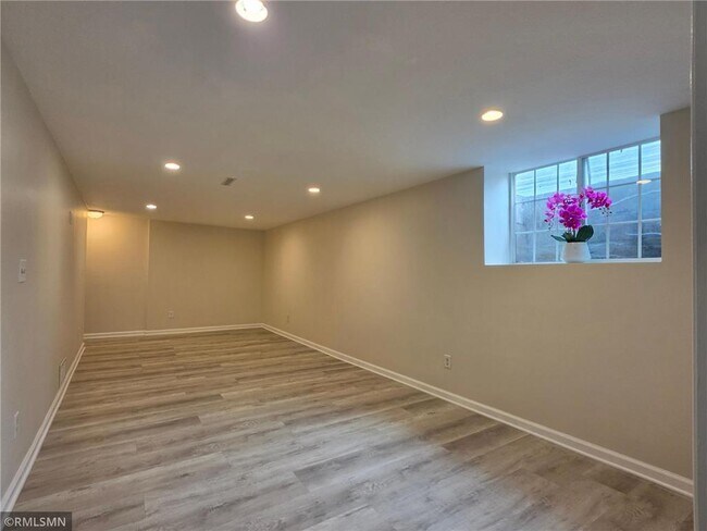 Building Photo - 1306 Woodhill Rd
