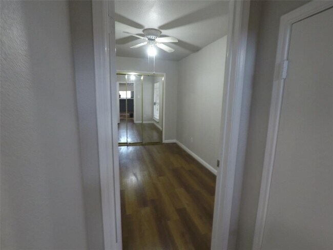 Building Photo - 16326 Tiburon Way