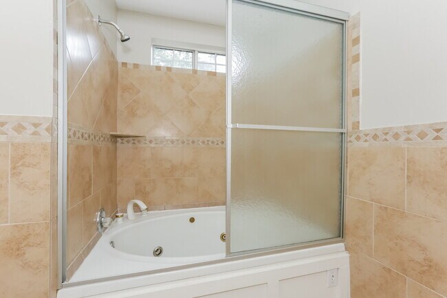 Building Photo - 3106 Wythe Ct