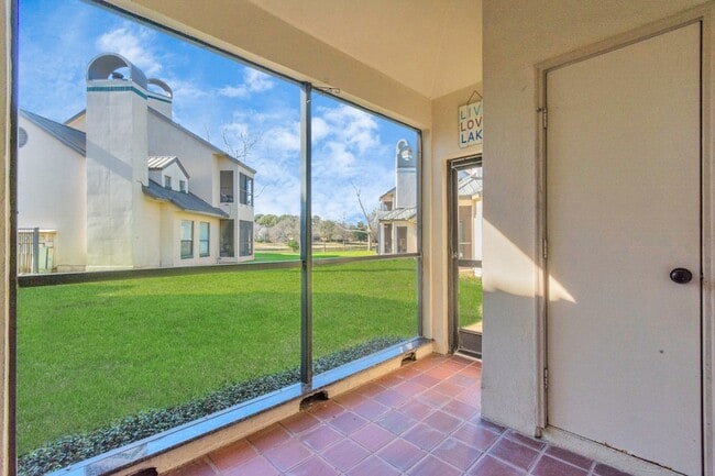 Building Photo - 4144 Greystone Way