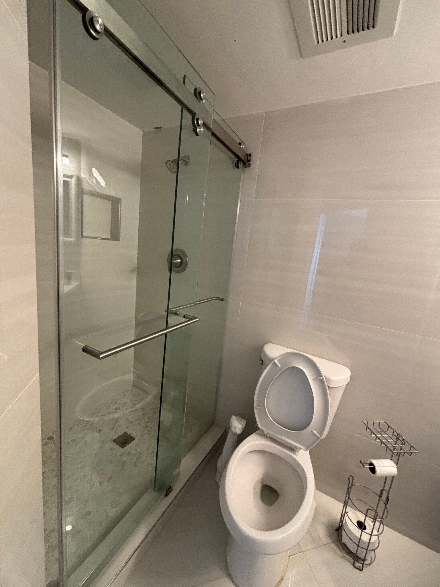 Building Photo - 9500 S Ocean Dr