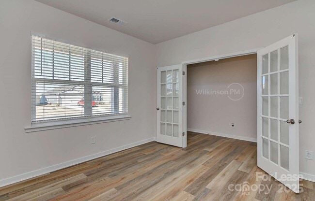 Building Photo - 157 Parker Claire Ln