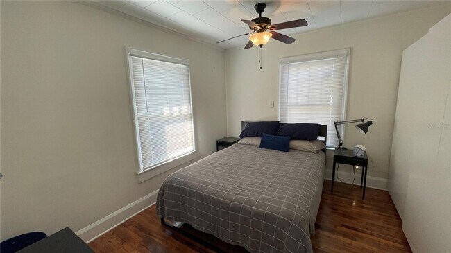 Building Photo - 3503 7th Ave W