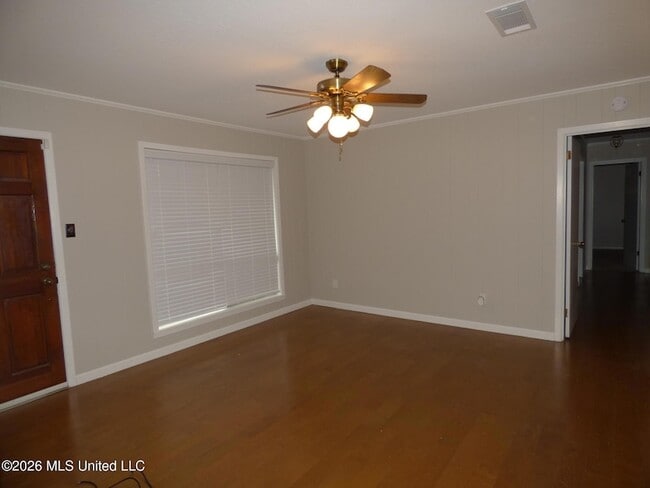 Building Photo - 238 Westview Cir
