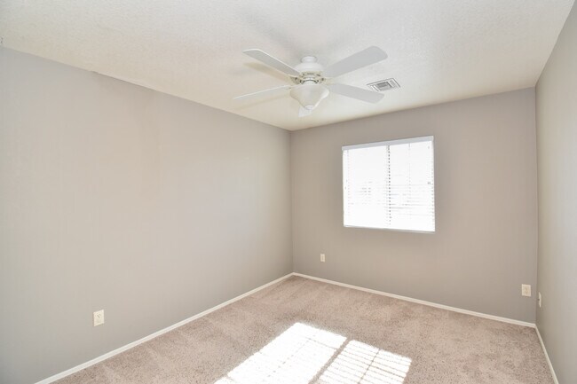 Building Photo - 11766 E Alpha Way