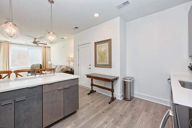 Building Photo - **2022-BUILT CONDO IN THE HEART OF WEDGEWOOD-HOUSTON WALKING DISTANCE TO GEODIS PARK**