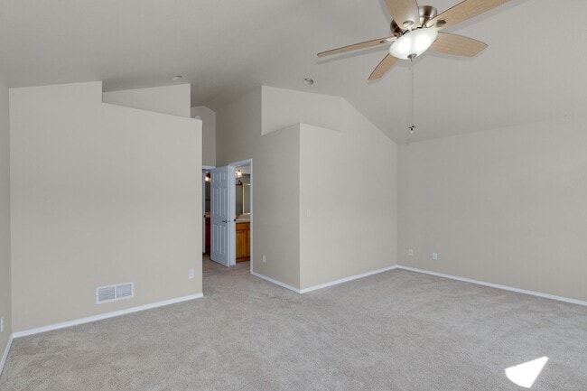 Building Photo - Pinon Valley 2 story 3 bedroom home