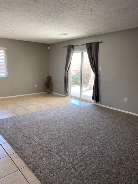 Building Photo - 3908 Suntrail Rd NW