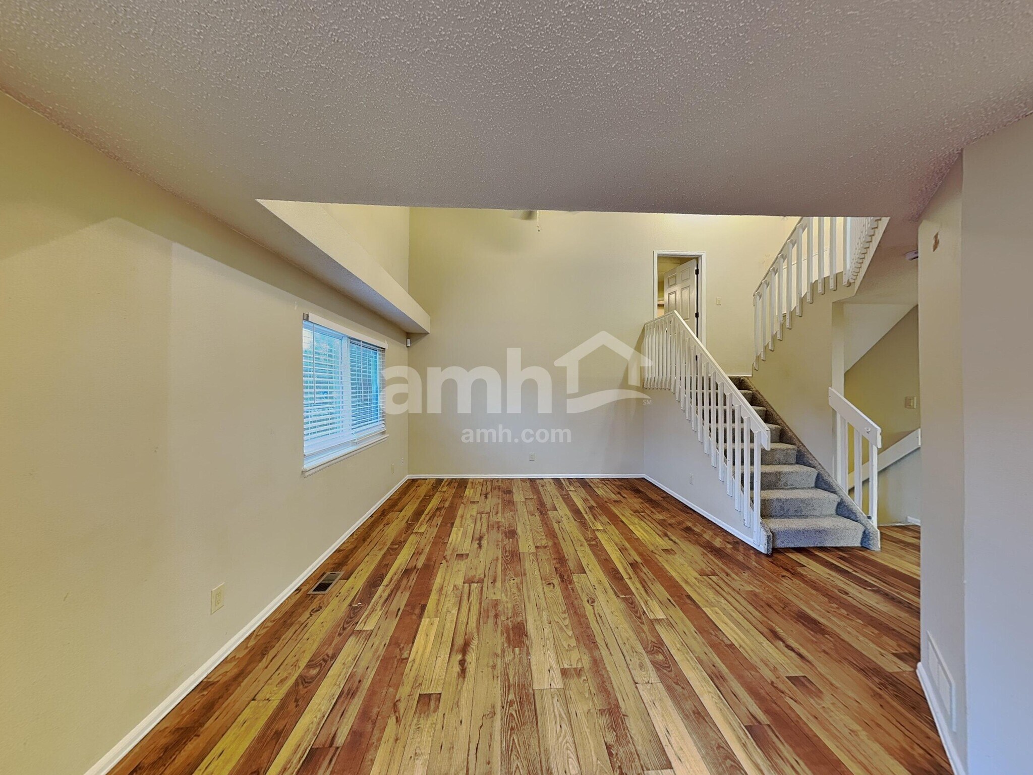 Building Photo - 12032 Forest St