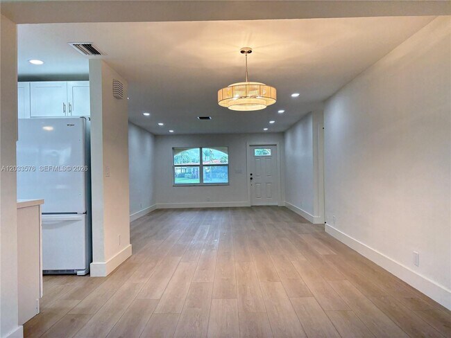 Building Photo - 1221 NW 44th St