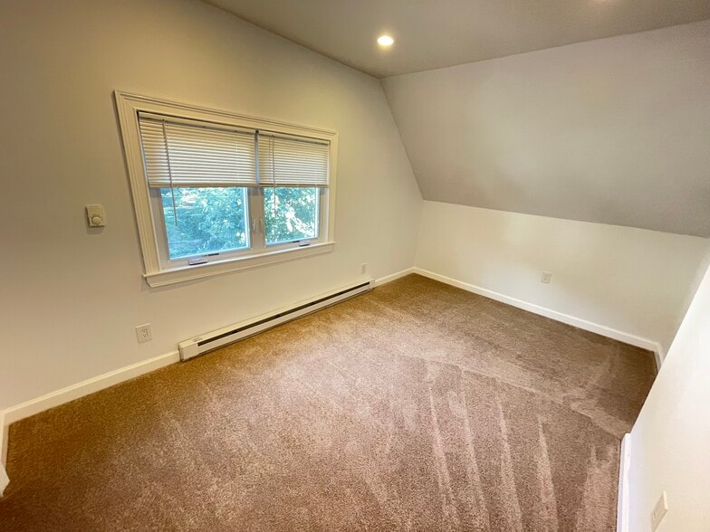 Bedroom 4 - 85 Western Ave