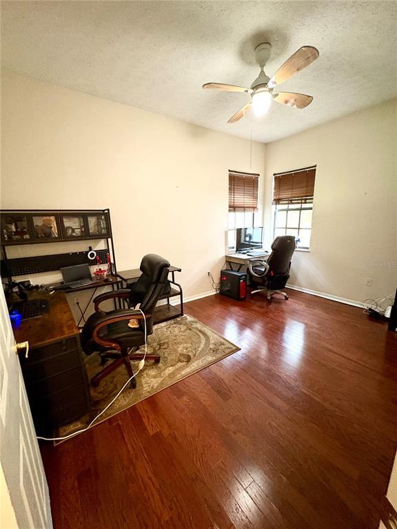 Building Photo - 7964 Roundelay Dr