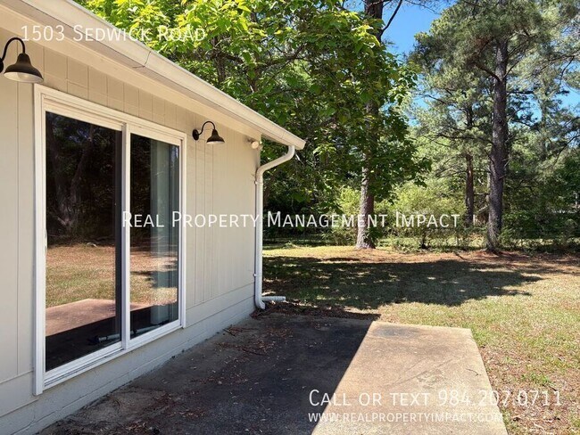 Building Photo - 1503 Sedwick Rd