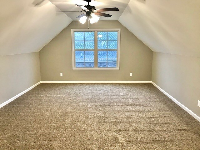 Building Photo - 5528 Riverstone Dr