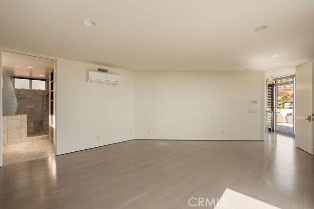 Building Photo - 920 Skyline Dr
