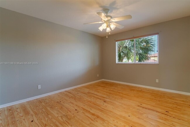 Building Photo - 9065 Silver Glen Way