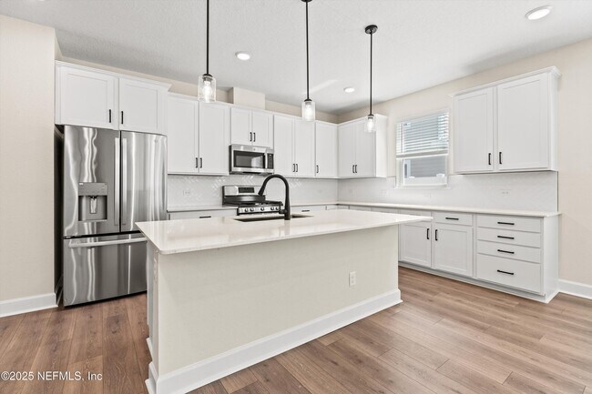 Building Photo - 916 Lightsey Xing Ln
