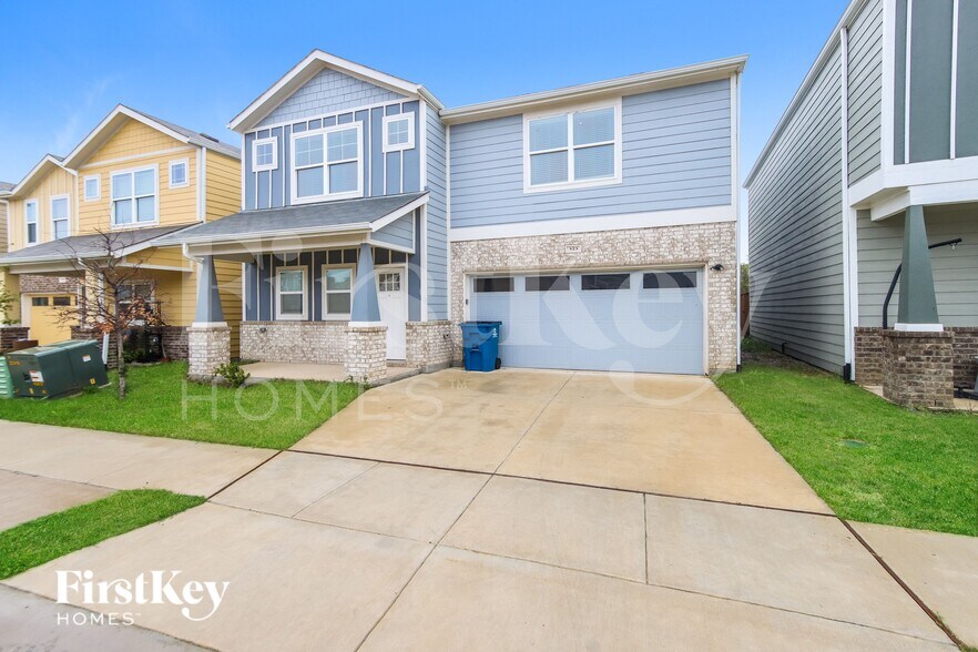 Building Photo - 323 Aveen Path