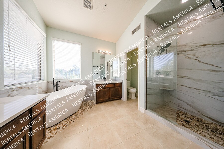 Building Photo - 14759 N 98th St