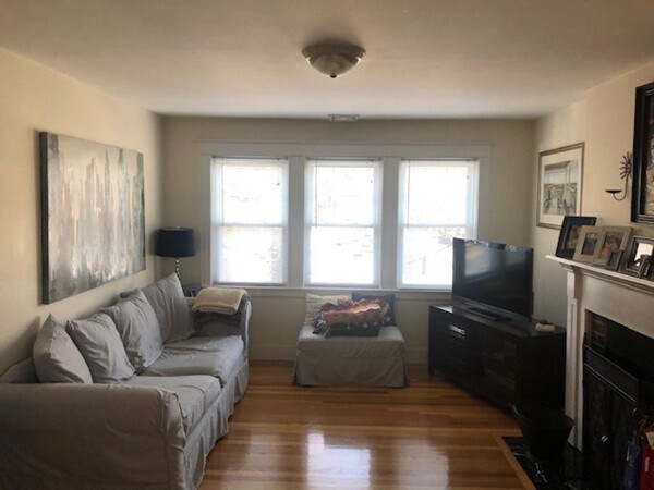 Building Photo - 86 Withington Rd