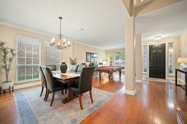 Building Photo - 1215 Boerne Dr