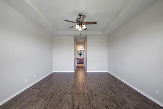Building Photo - 11263 SW Barton Way
